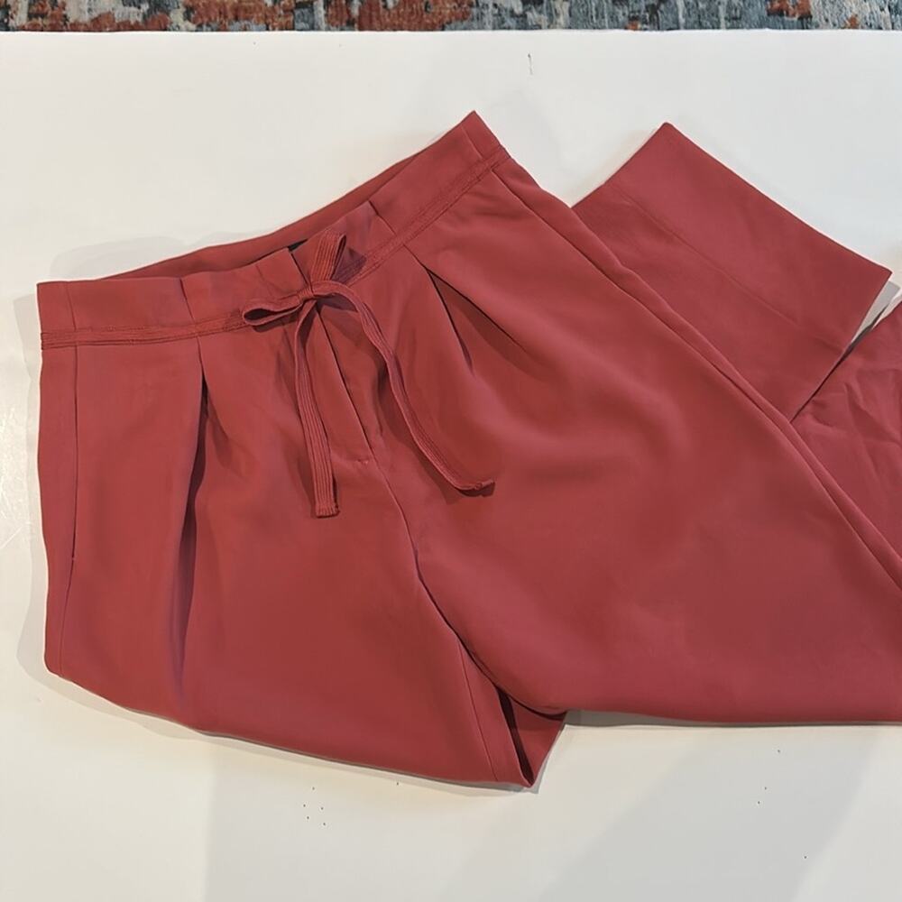 Marc New York Tapered Pants Size 4 Rust Red Quiet Luxury Style